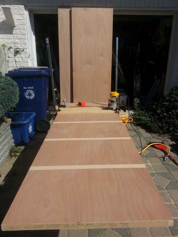 Tracing lines with router on doors